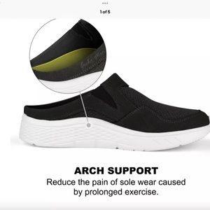 NEW!!!! GECKO MAN BLACK SLIP-ONS Size 10